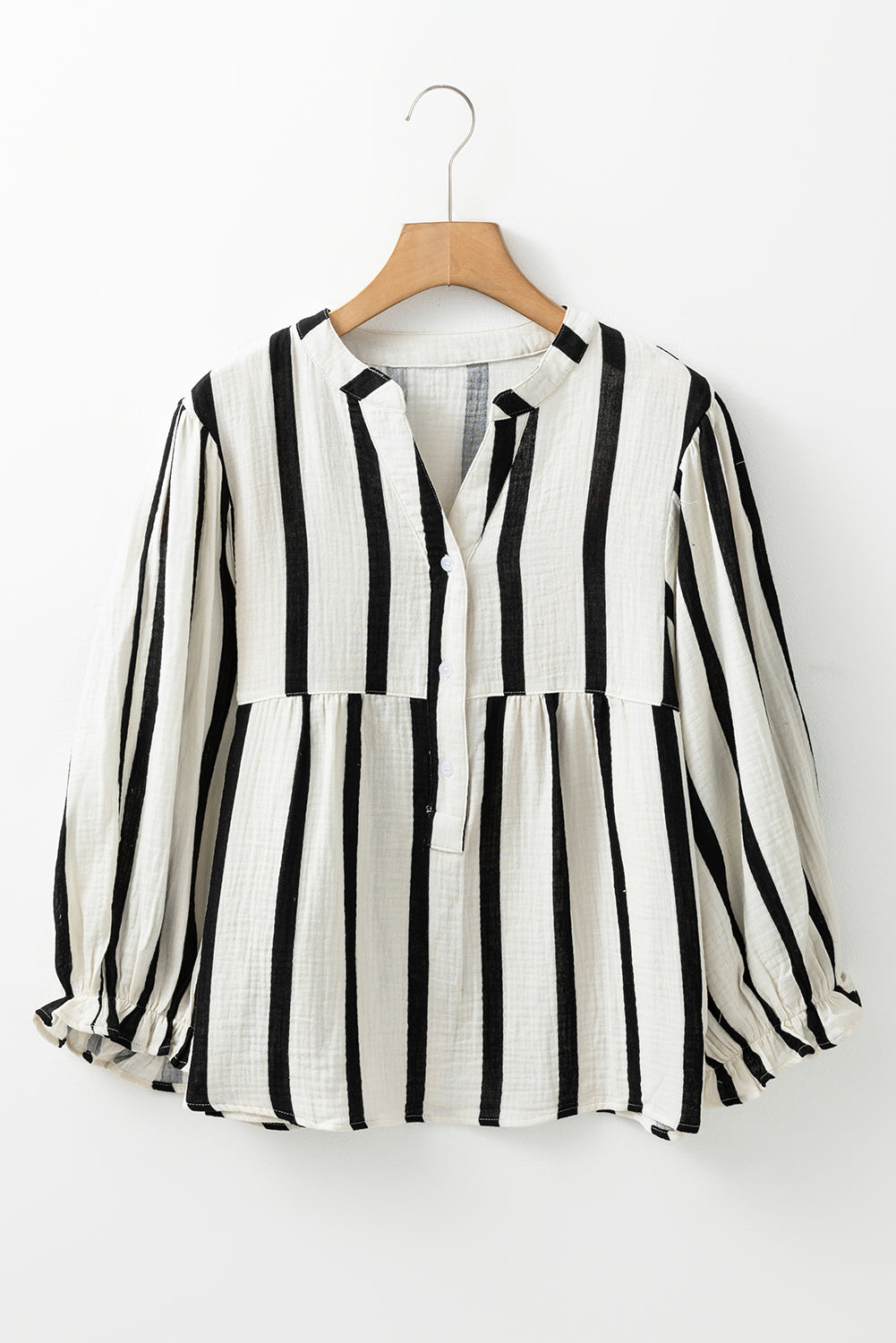 Black Stripe CRINCKLED Button de manga con volantes