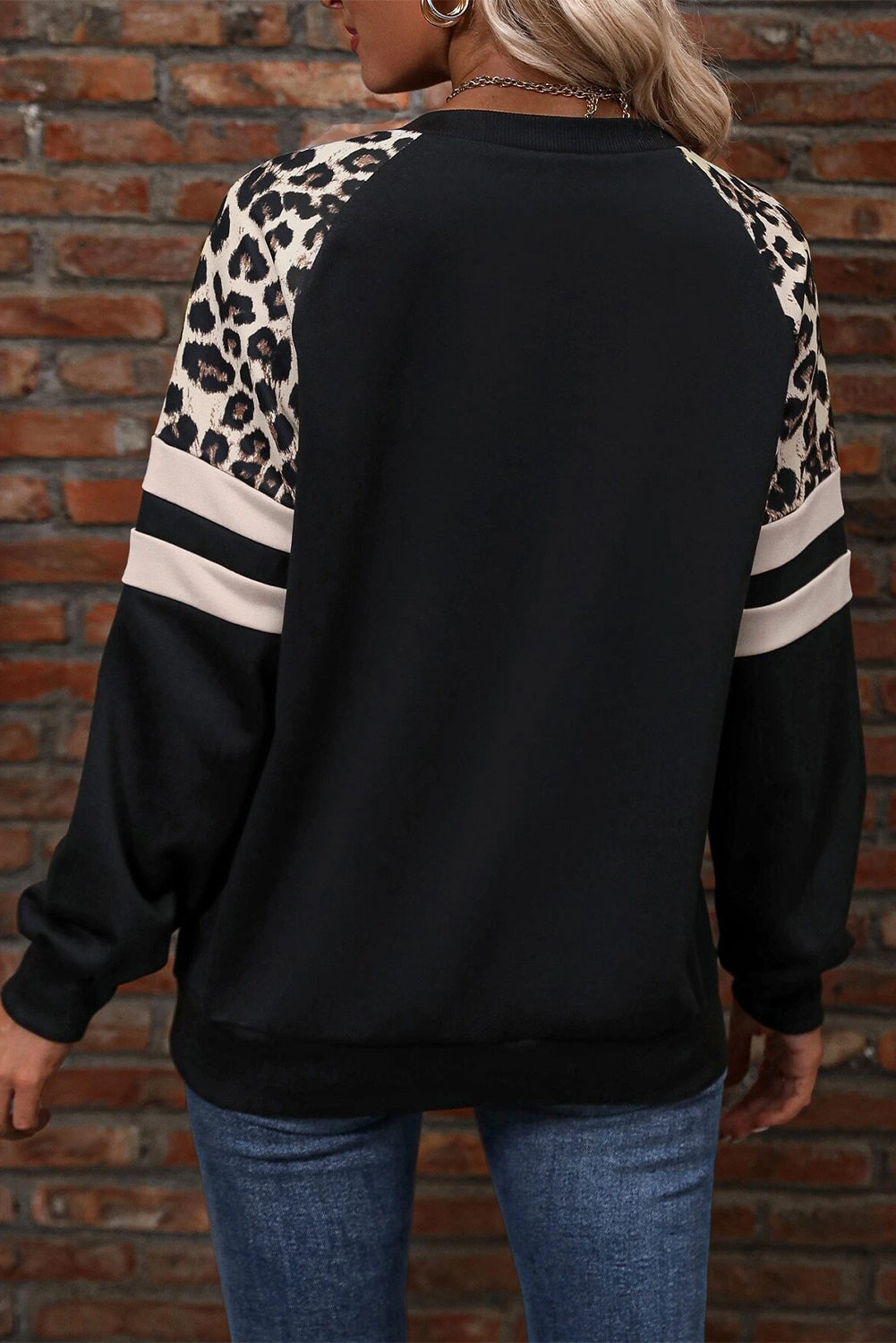 Schwarzer Leopardendruck Colorblock Raglan Sleeve Sweatshirt