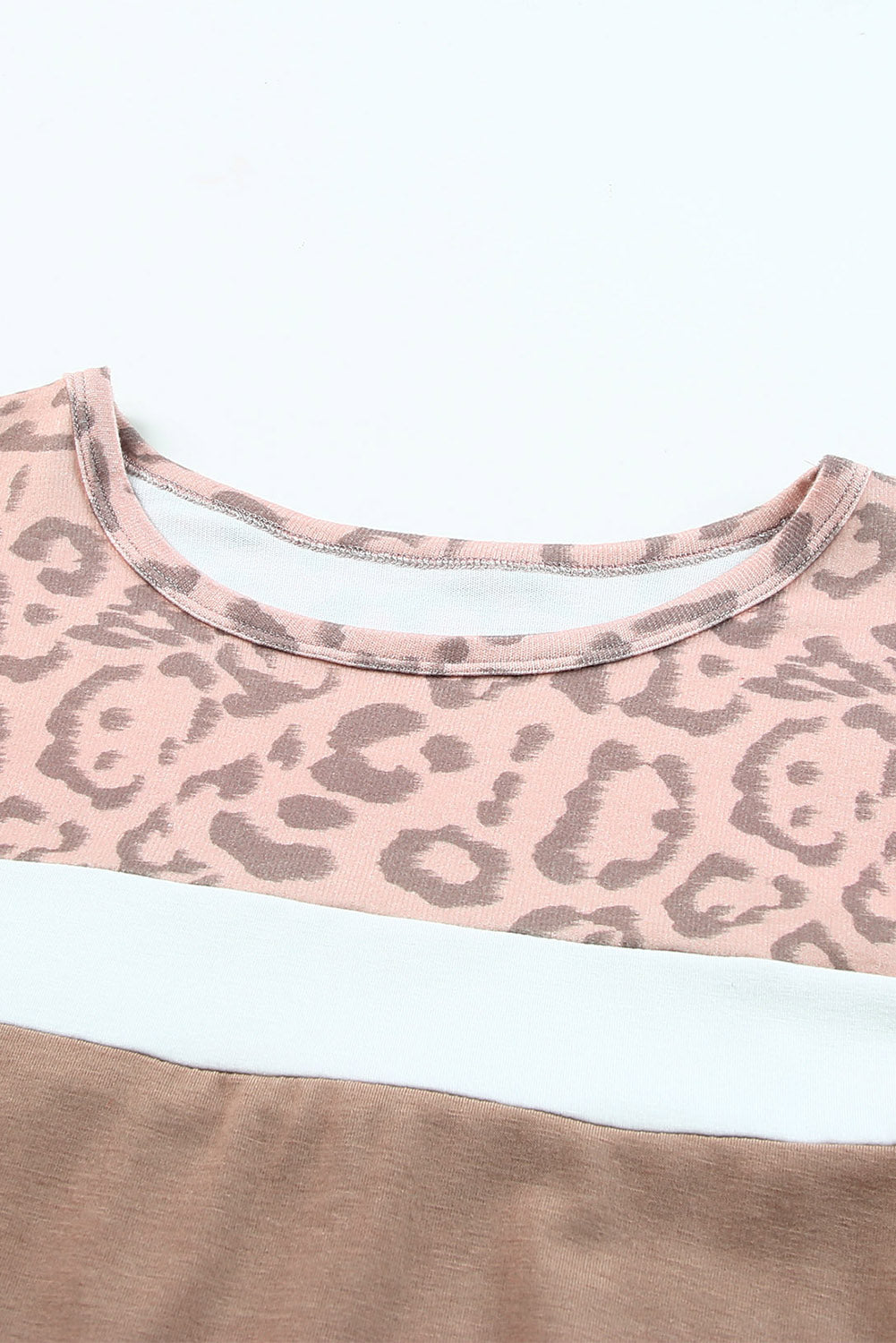 Khaki Leopard Joch Farbblock T -Shirt