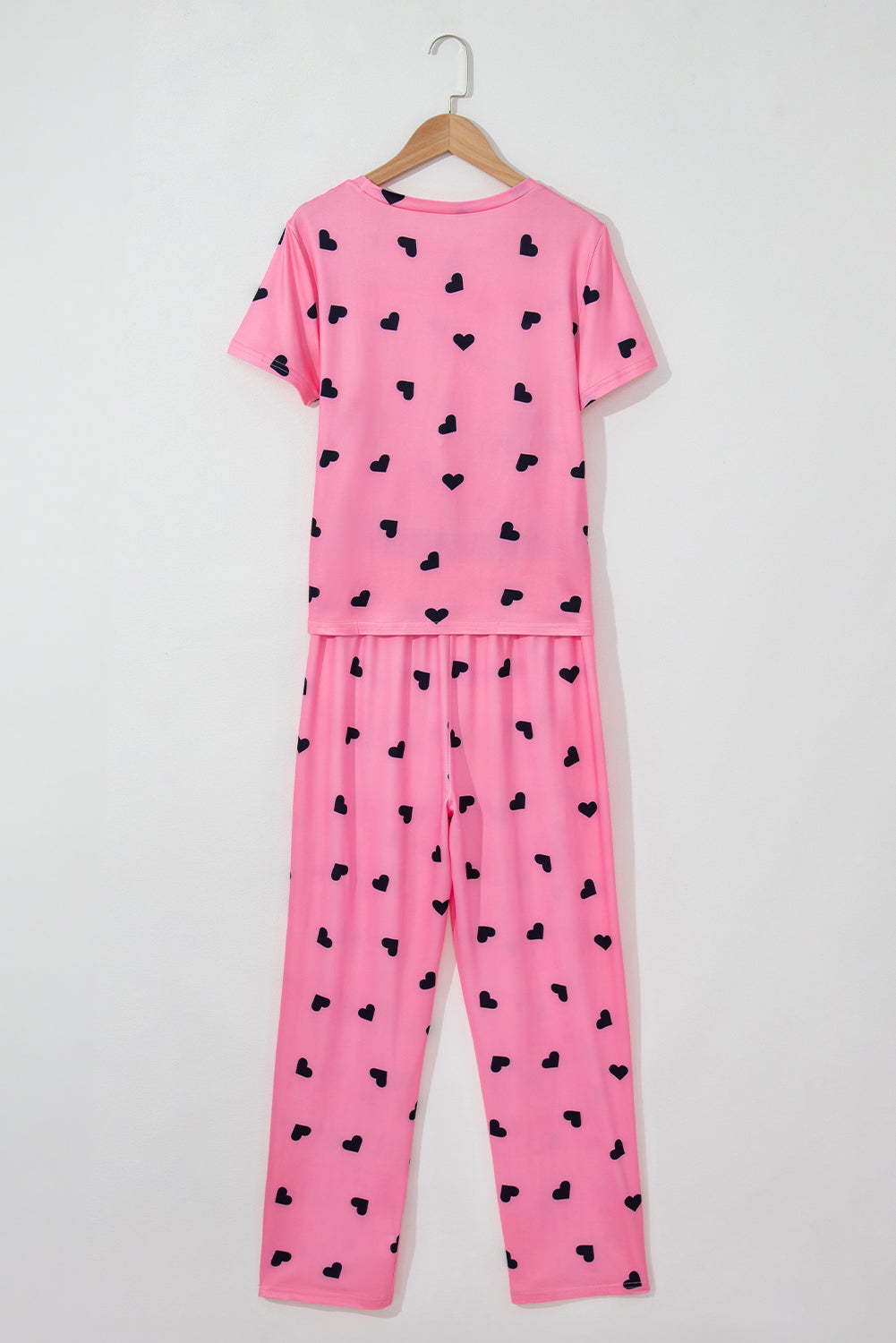 Ensemble de détente rose avec t-shirt et pantalon à imprimé cœur pour la Saint-Valentin-A WOMAN WE LOVE