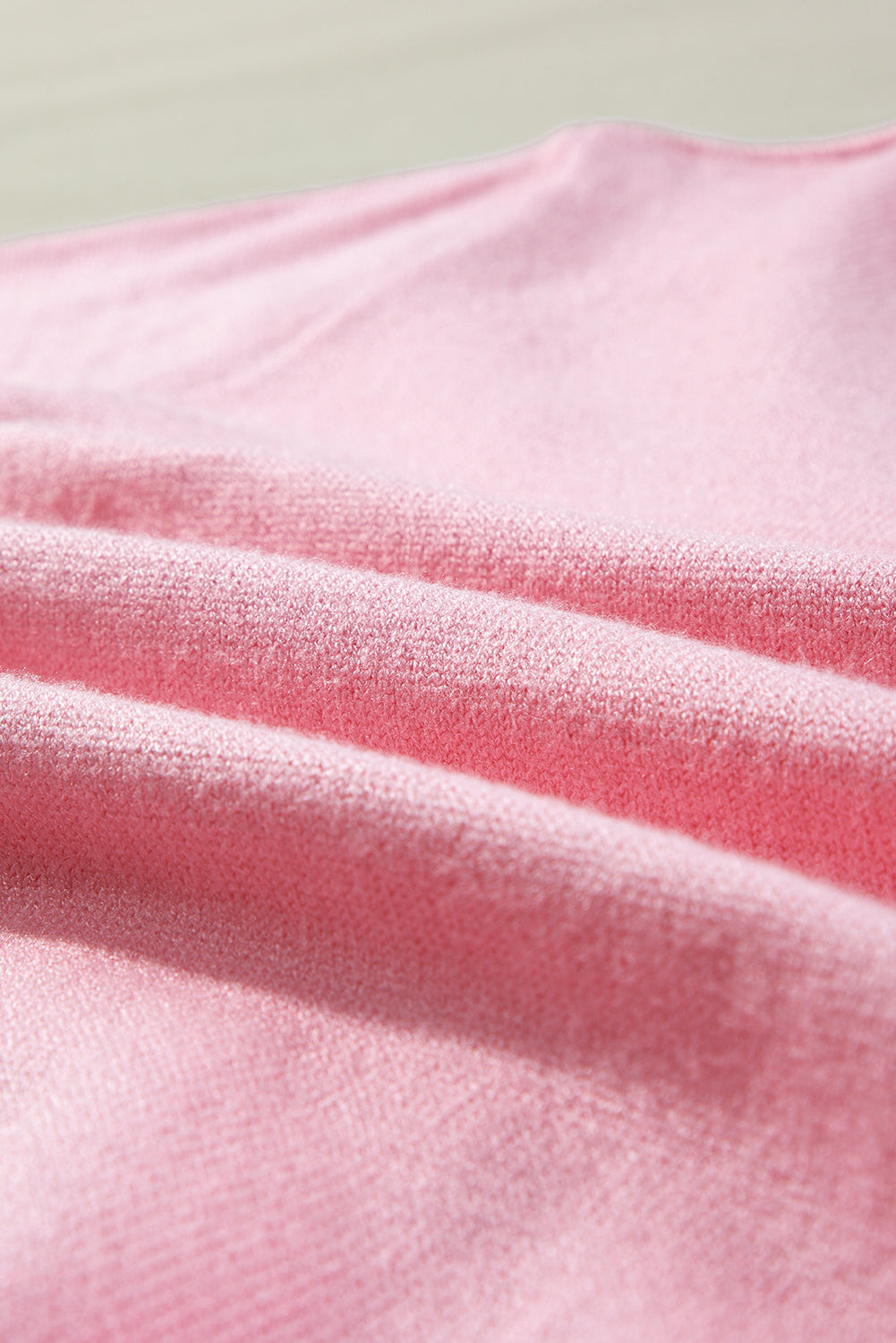 Short -sleeved sweater and pink flower hrp -in collar