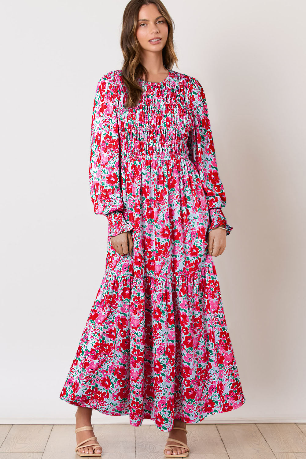 Robe longue à volants et manches lanternes smockées à imprimé floral bleu ciel