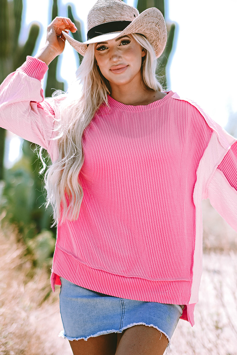 Cable Bonbon Knit Colorblock Sweinshirt expuesta de costura