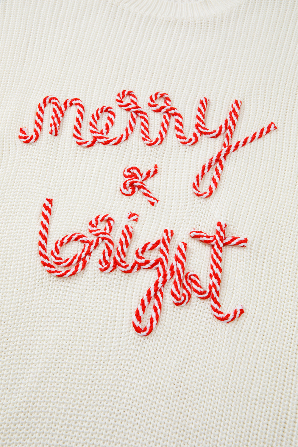 Pull de Noël à rayures blanches avec lettres joyeuses et lumineuses