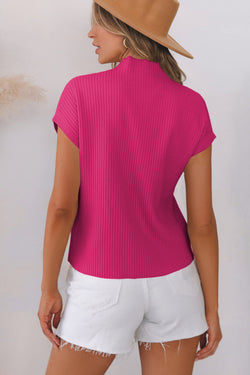 Short sleeve sweater in ribbed knitting *