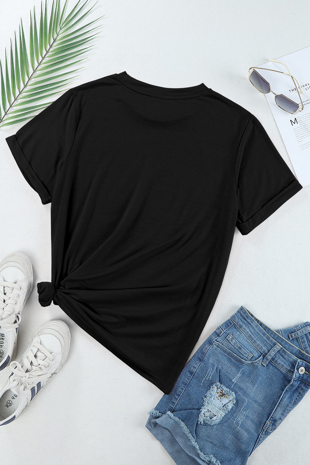 Round-plated relaxed black t-shirt