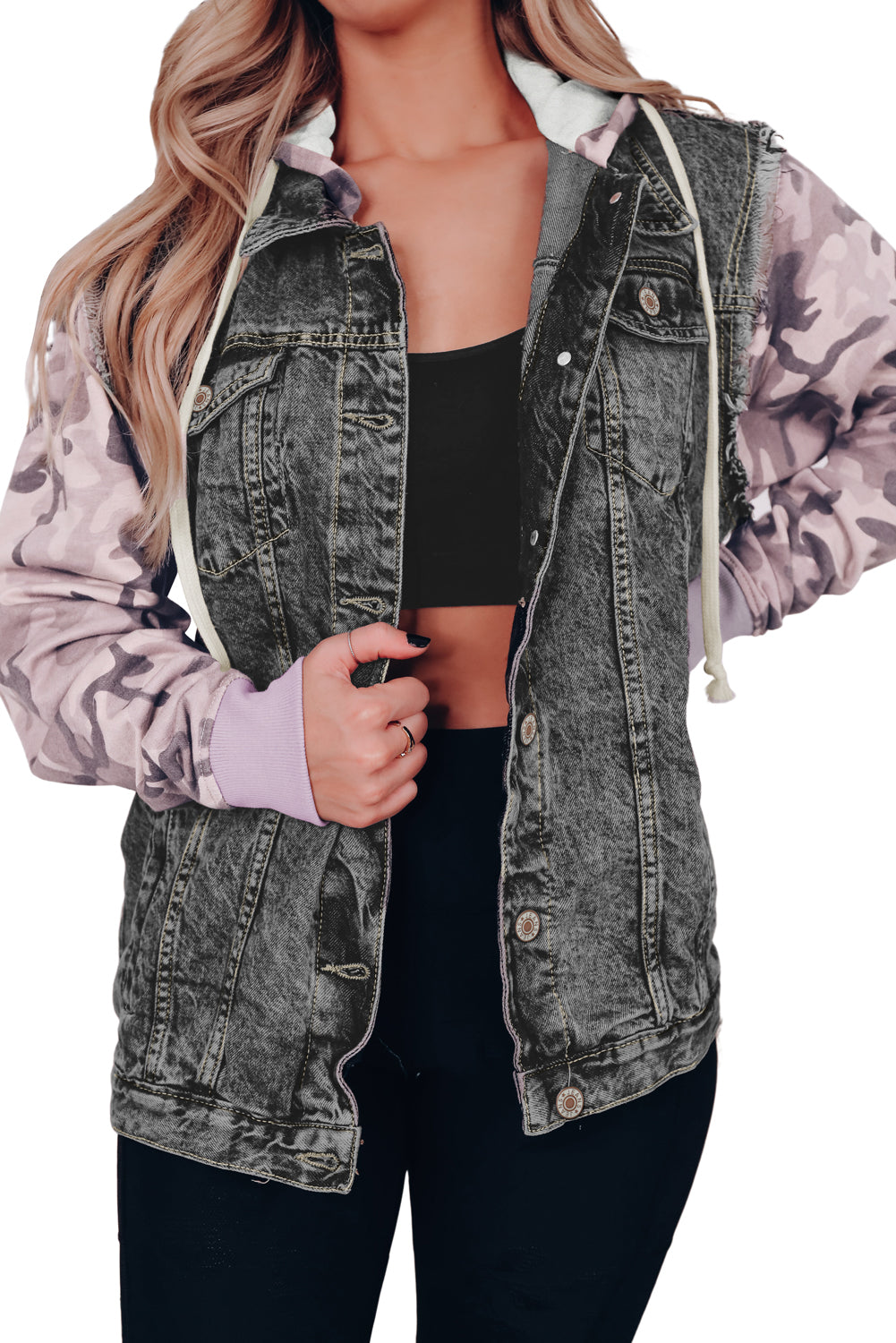 Chaqueta vaquera con botones y capucha con mangas de camuflaje negra