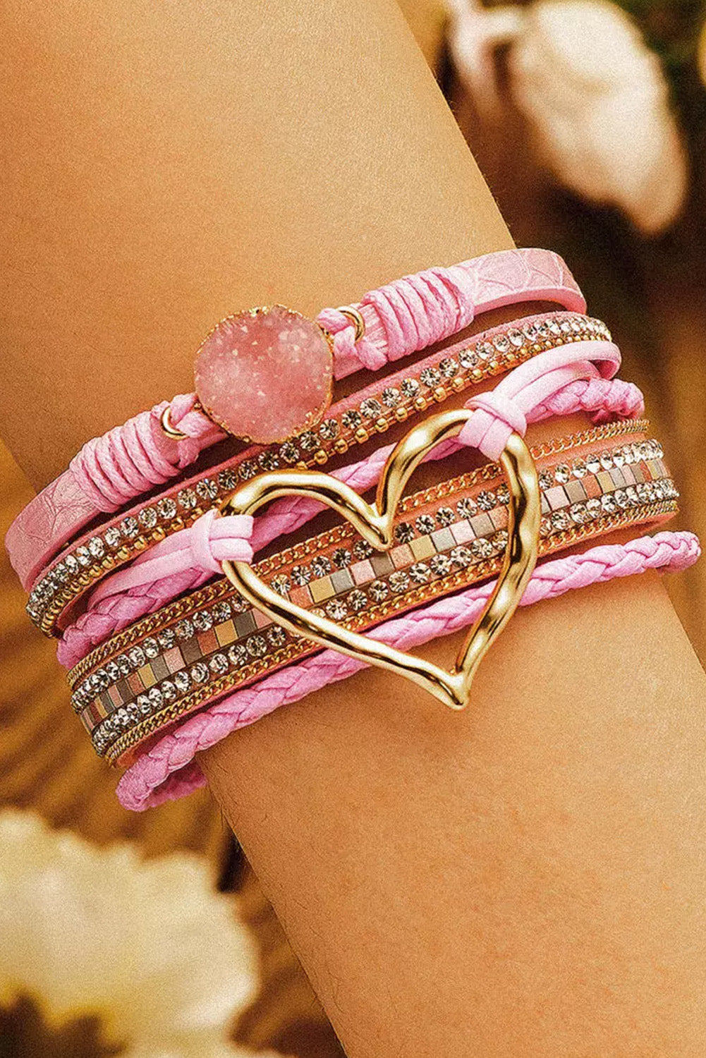 Bracelet à boucle magnétique en strass cœur bohème rose