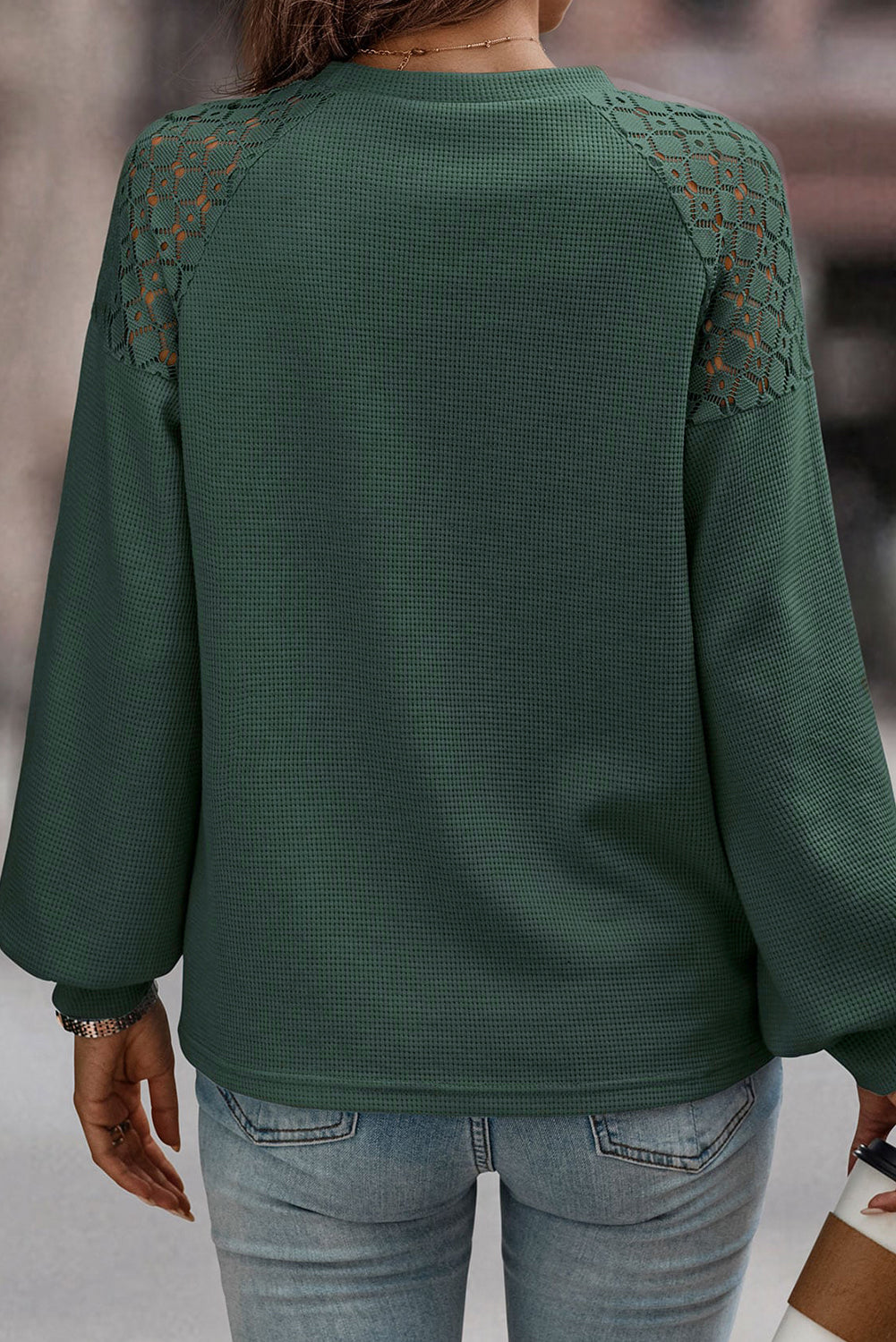 Pull texturé à manches longues en dentelle verte