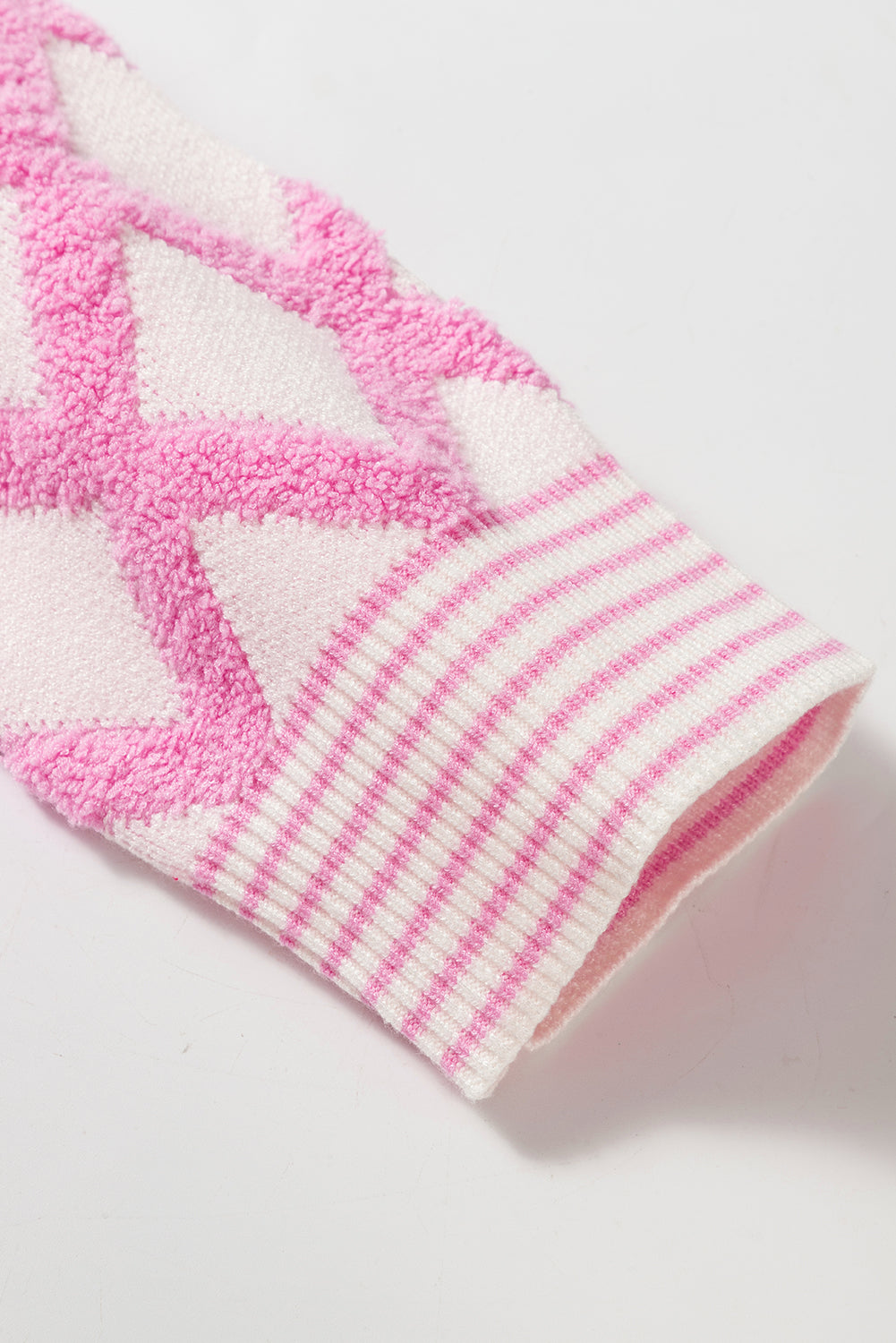 Cardigans en tricot à motif losange rose, ouverts sur le devant, avec poches-A WOMAN WE LOVE