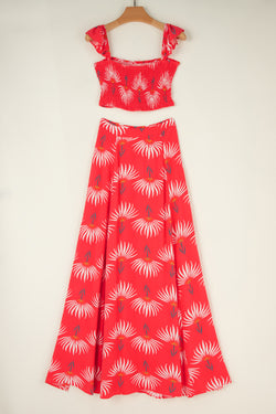 High short -frowned short with bare shoulders and long split spray skirt with red flower