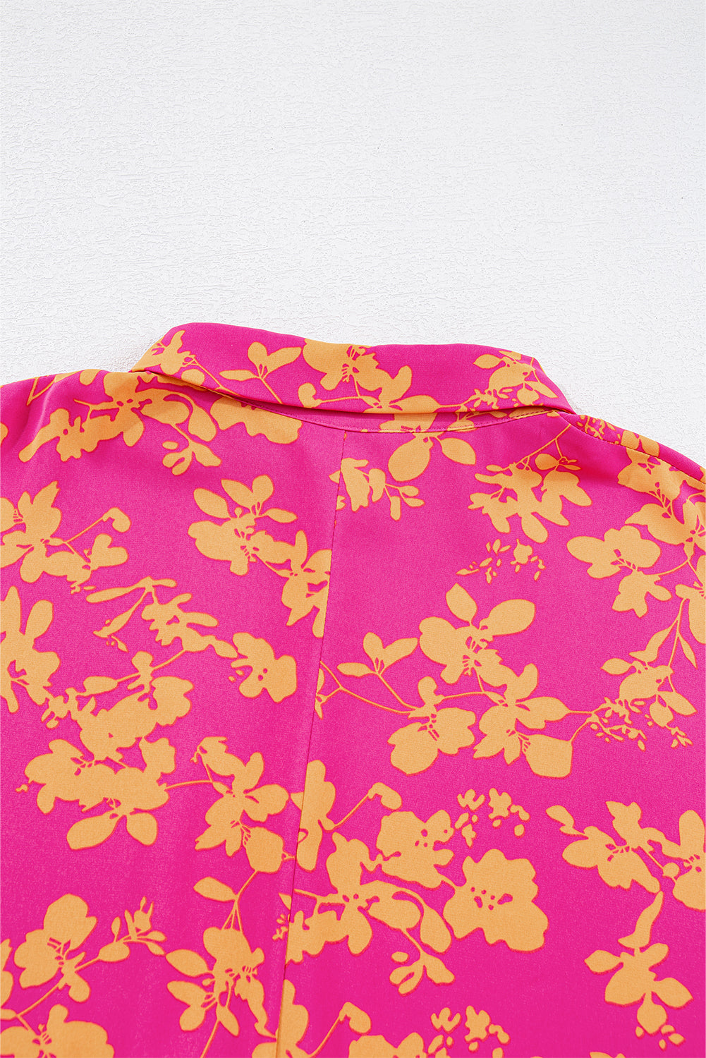 Short fluid dress with tightening cord *