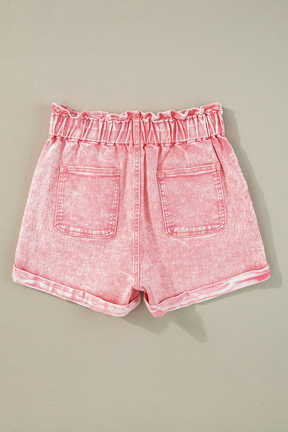 Polveri di denim in denim con filo rosa rosa polveroso lavati