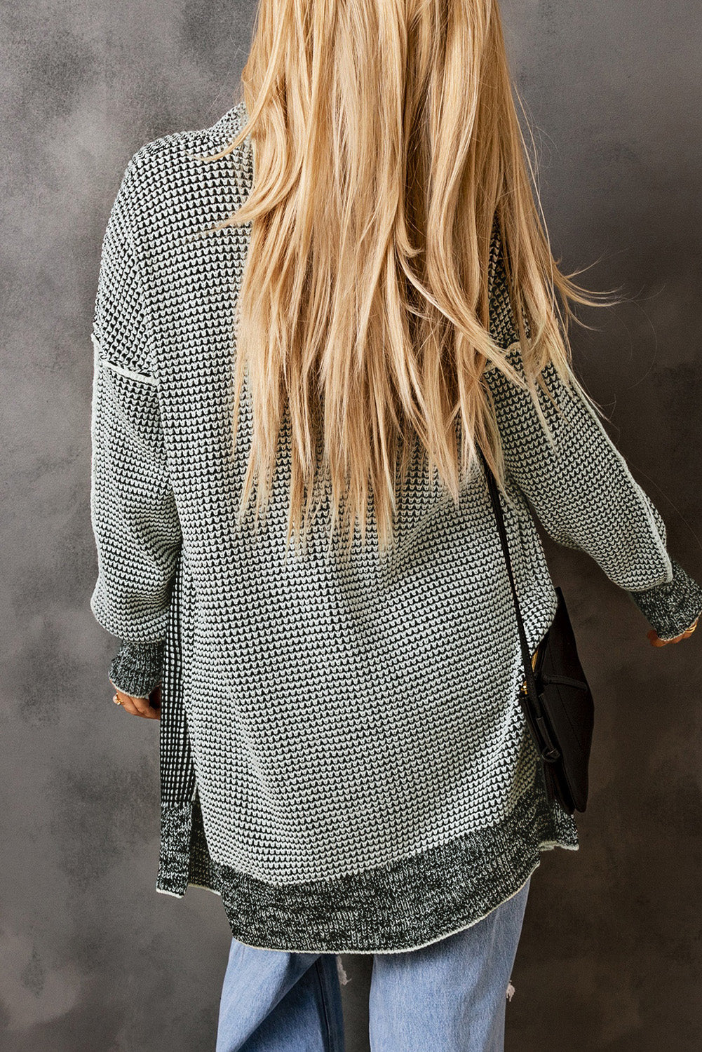 Cardigan long tricoté à carreaux gris ouvert sur le devant-A WOMAN WE LOVE