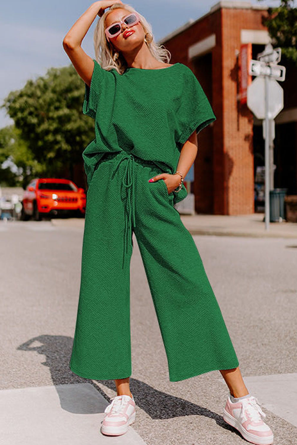 Dark Green Textured Loose Fit T-Shirt and Drawstring Pants Set