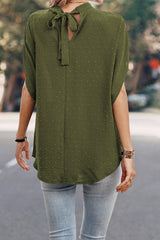 Blouse vert brume à pois suisses, col montant, manches chauve-souris-A WOMAN WE LOVE