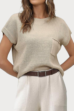 Pale khaki sweater with short sleeve and pocket pocket