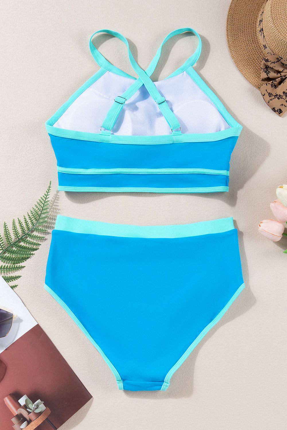 Blue Contrast Trim Crisscross Back Bikini a vita alta