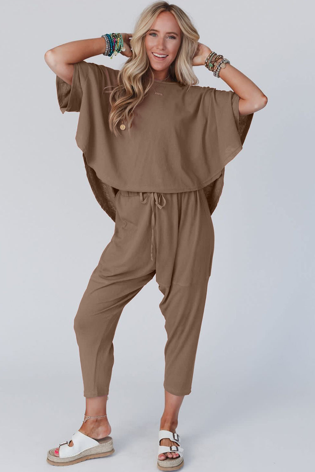 Simplemente Taupe Conjunto de pantalones de ajuste y pantalones de ajuste en cuadros bajos