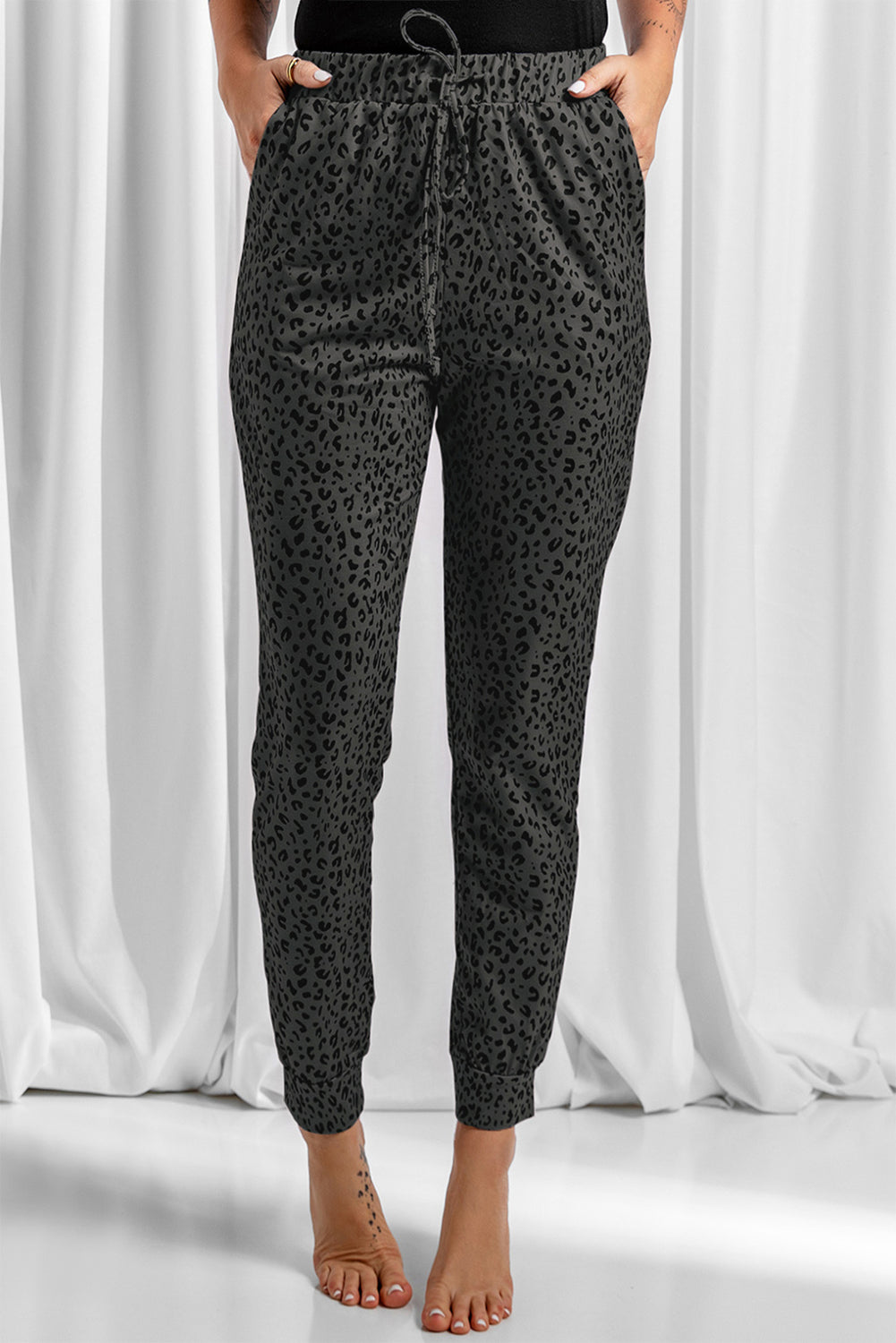 Joggers negros de leopardo Breezy