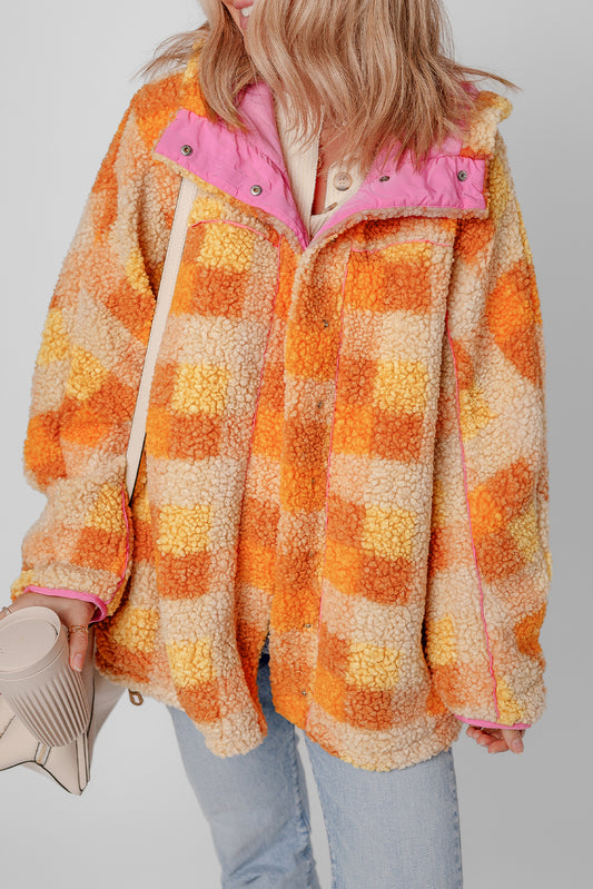 Chaqueta con capucha de sherpa a cuadros de color naranja