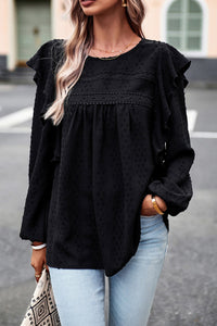 Black blouse with long sleeves *