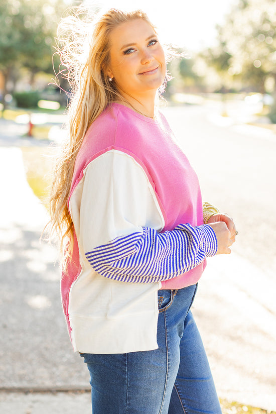 Haut de grande taille à manches bouffantes rayé en patchwork color block rose rouge avec fentes