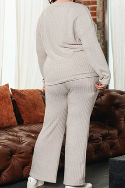 Large size sweater and pants set *