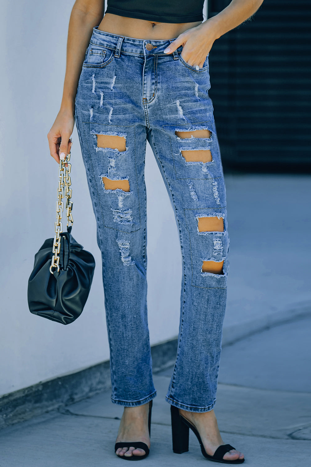 Buttoned Pockets Distressed Jeans