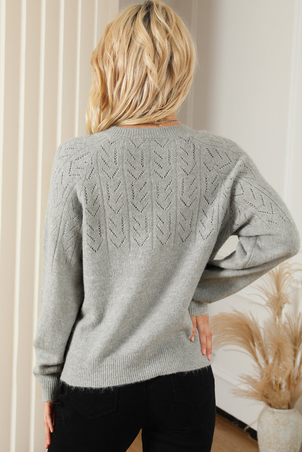 Cardigan en tricot boutonné évidé-A WOMAN WE LOVE