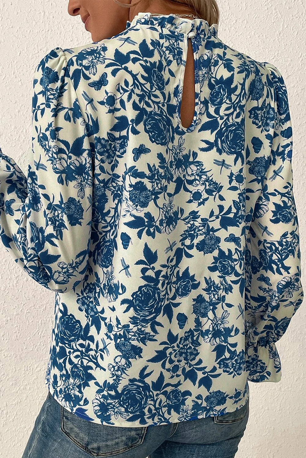 Blusa trasera de manga de flujo de estampado floral azul cielo blusa trasera