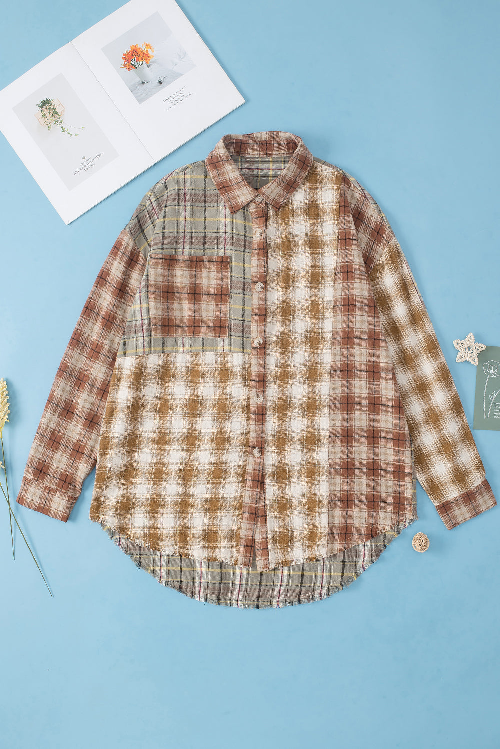 Chemise décontractée à bords bruts et patchwork à carreaux multiples marron-A WOMAN WE LOVE