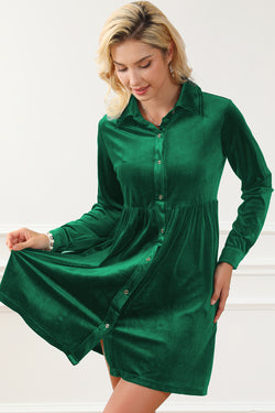 Green -style velvet button dress and green sleeves