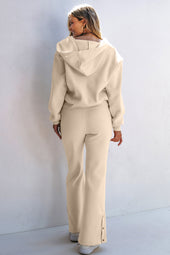 United color hoodie parchment and high -waisted pants, two -room sports clothes