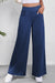 Distlected relaxed jeans with a right leg and washed -out blue veil