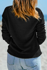 Black high with long sleeves and drooping shoulders *
