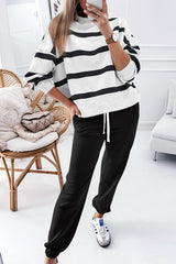 Ensemble pull à épaules tombantes et pantalon de jogging noir à rayures-A WOMAN WE LOVE