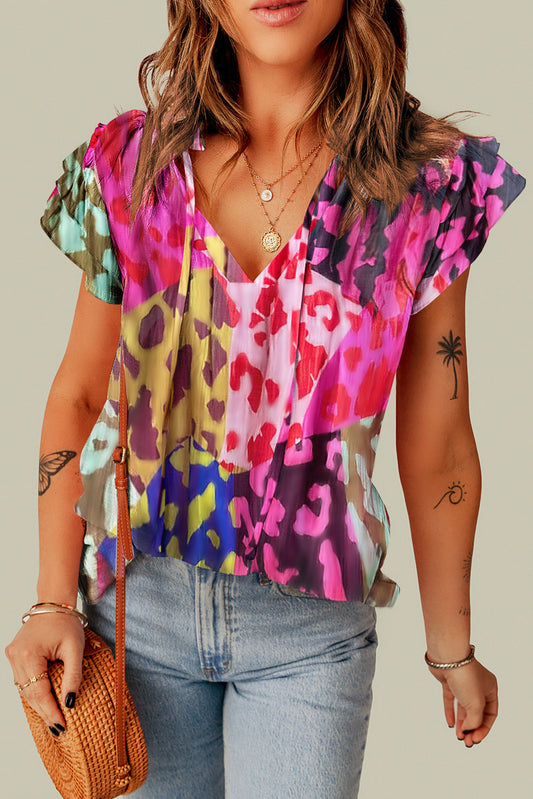 Manica a flutter di rosa flutter a V Neck Crinkled Blouse