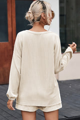 Ensemble short et haut ample à col en V et cordon de serrage beige-A WOMAN WE LOVE