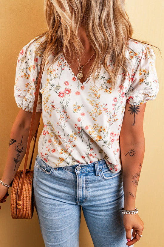 Beige blouse with short sleeves and Boho floral lace border