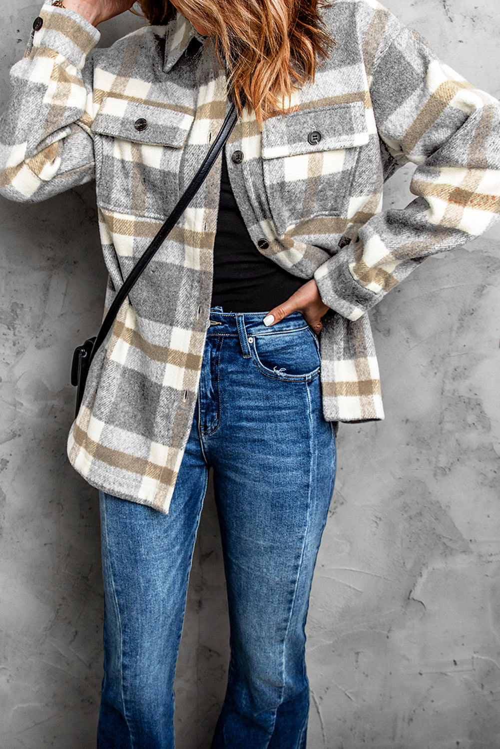 Women's jacket with pocket in brown plaid print