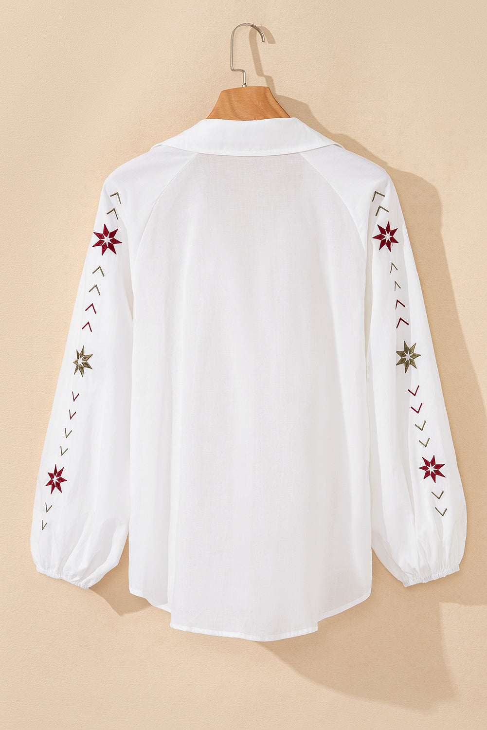 Chemise blanche en patchwork à œillets et manches bouffantes *-A WOMAN WE LOVE
