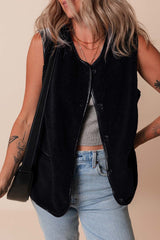 Strong fleece vest with contrasting side pockets in black leather