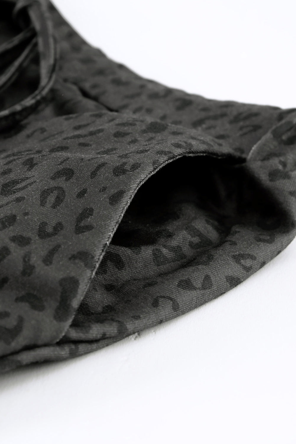 Joggers negros de leopardo Breezy