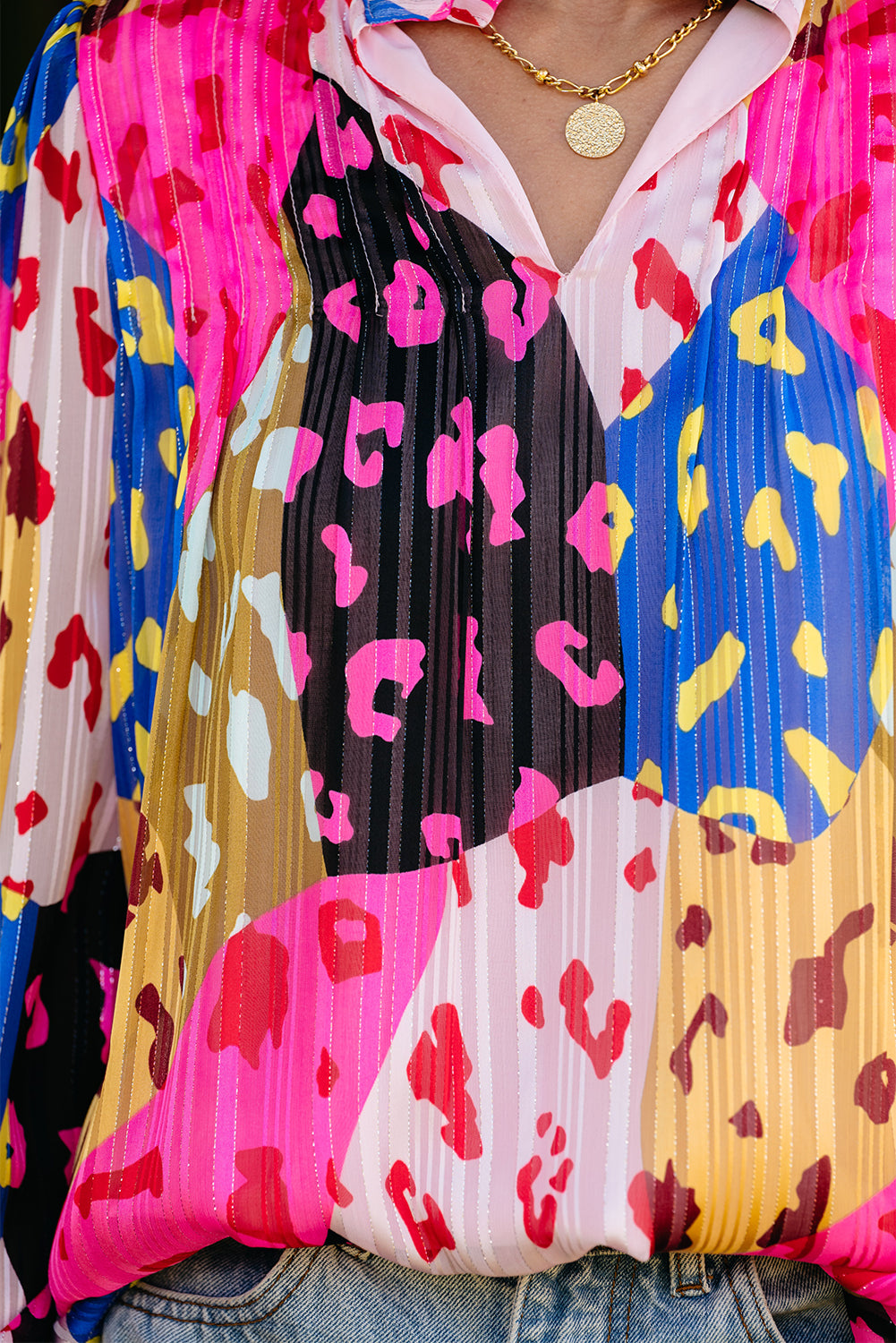 Chemisier plissé à imprimé léopard rose et patchwork-A WOMAN WE LOVE
