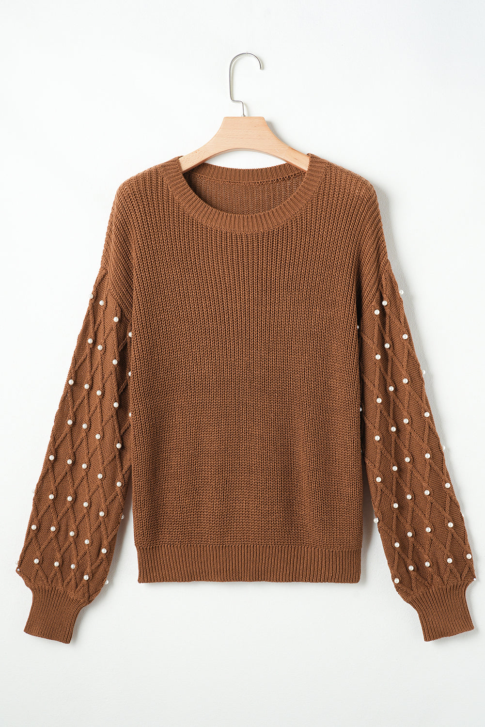 Chestnut sweater with round neck and pearl-embellished dropped shoulders