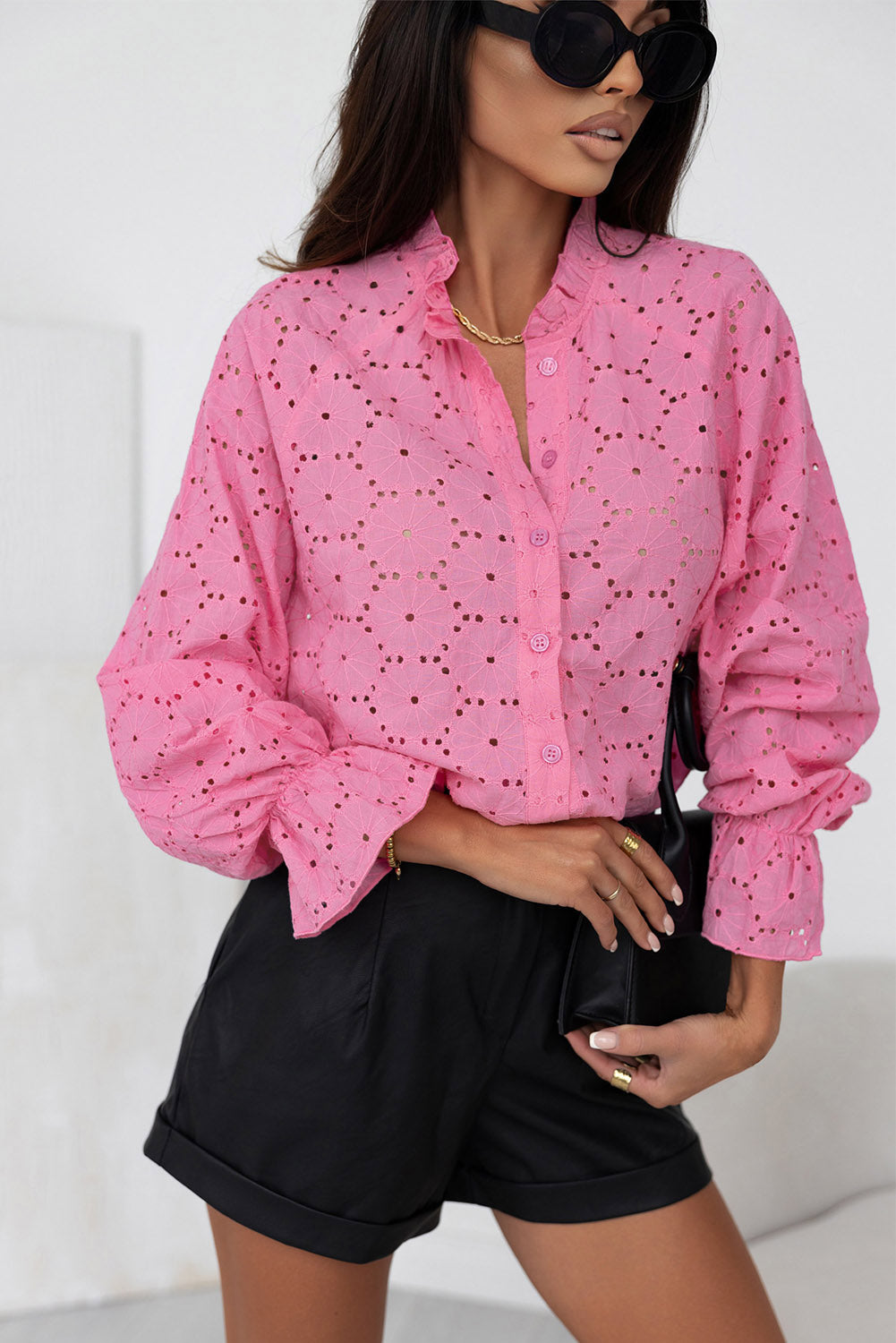 Chemise florale brodée rose creux