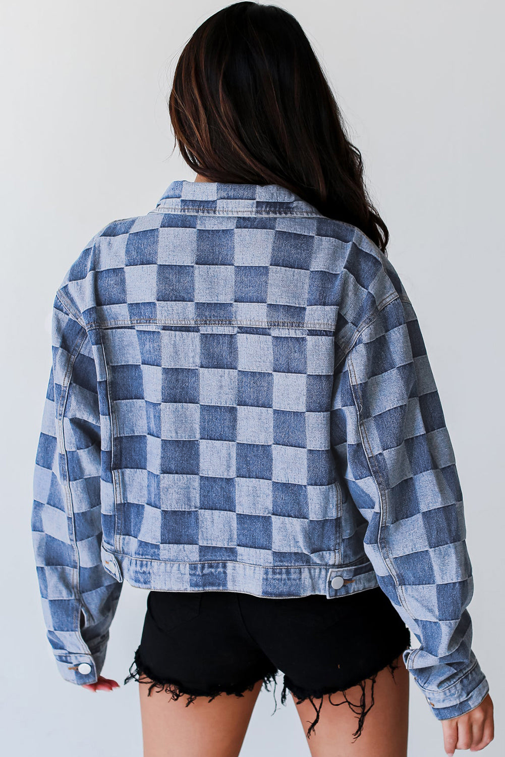 Veste en jean boutonnée à carreaux bleu clair et patchwork