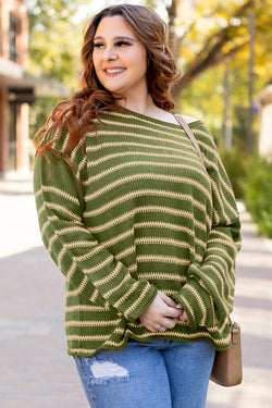 Decreeed sweater with scratches and falling shoulders green *