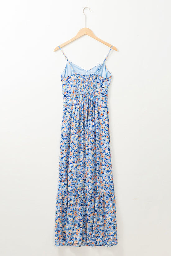 Robe longue froncée à volants et imprimé floral bleu ciel